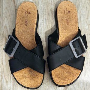 Cloudsteppers by Clarks Juneshell slip on